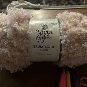 Yarn Bee truly teddy Blush yarn 8oz. Brand new
